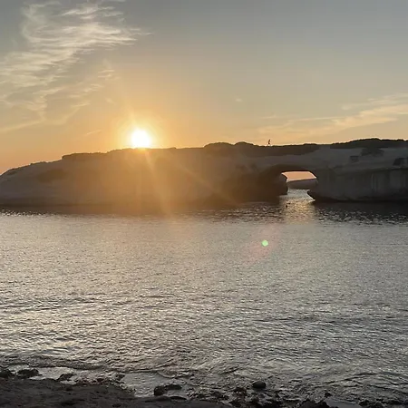 Il Castello Alojamento de Acomodação e Pequeno-almoço Seneghe